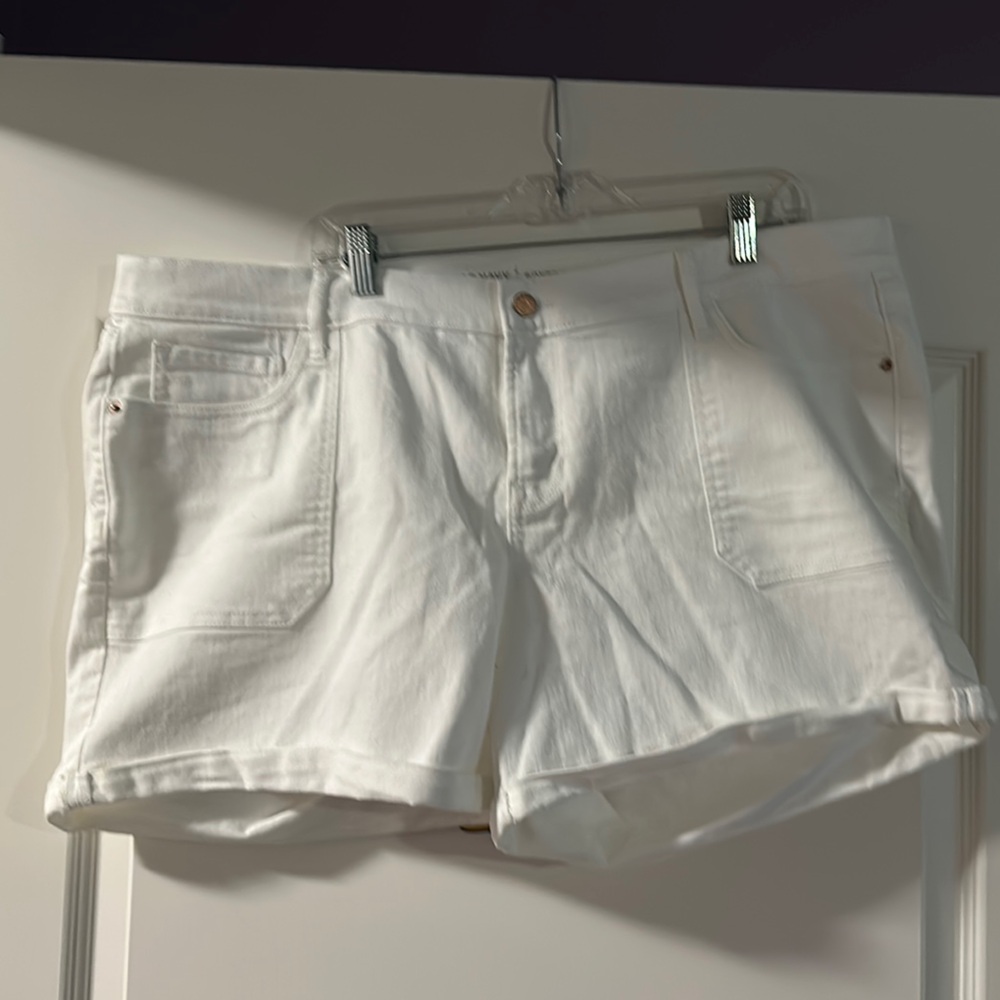Old Navy Boyfriend White Shorts
